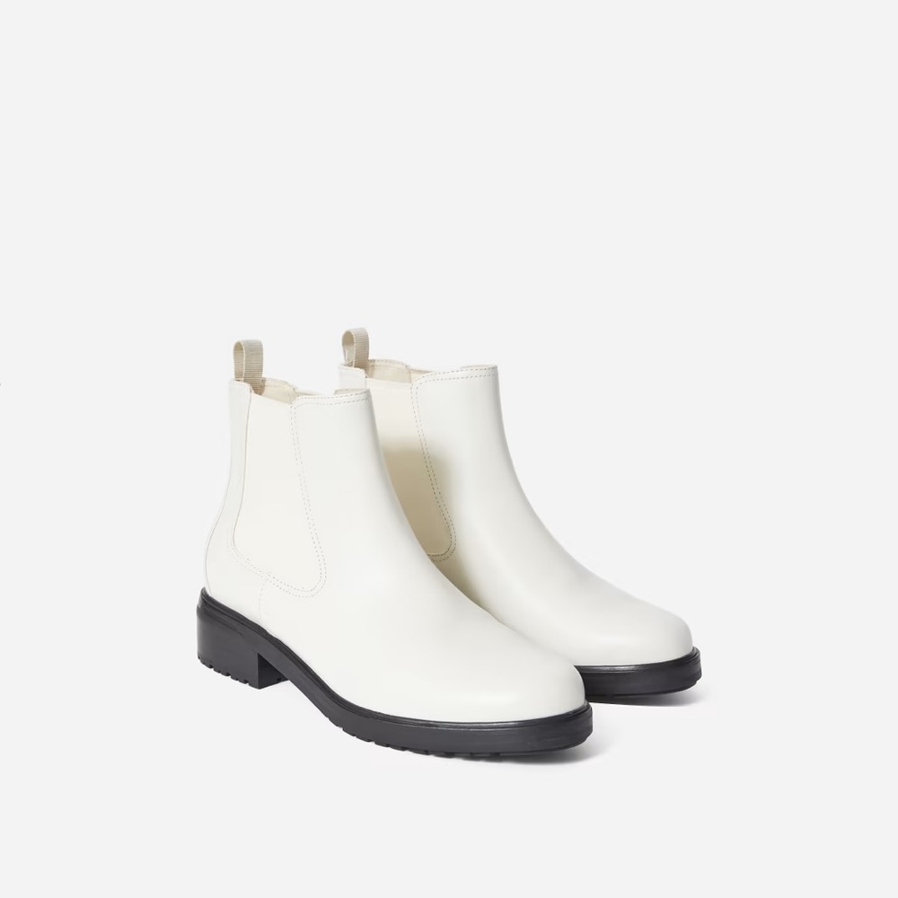 Everlane Chelsea Boot
